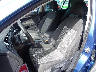 Volkswagen Golf 1,2 TSI,63kW,Po servise,serv.kn,klima,ESP