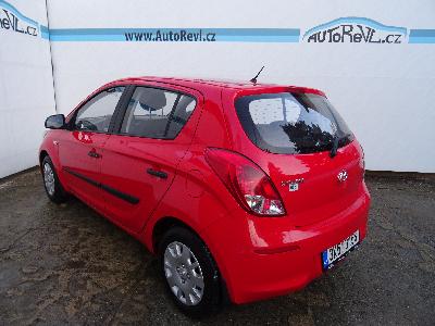 Hyundai i20 1,2 i,63kW,1majČR,serv.kn,klim 