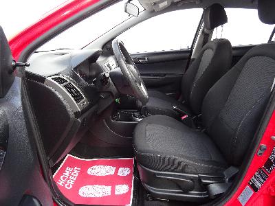 Hyundai i20 1,2 i,63kW,1majČR,serv.kn,klim 