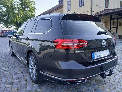 VW Passat Variant 1.8 TSI DSG Highline R-line