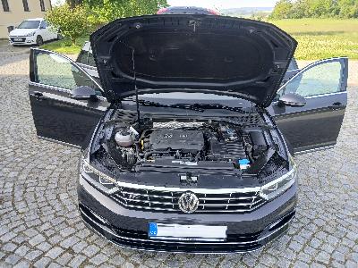 VW Passat Variant 1.8 TSI DSG Highline R-line