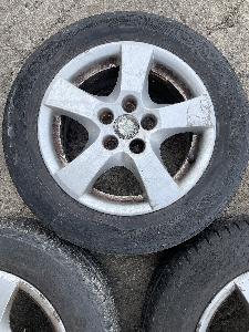 Alu kola na Škoda Fabia I i s pneu 185/60 R14