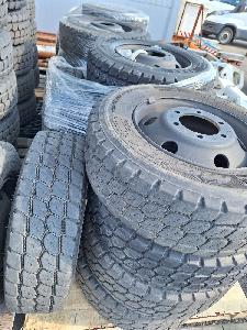 5 sad pneu (25 ks) Pirelli MG01 265/70 R19.5 143