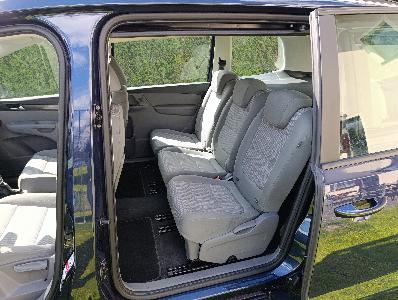 SEAT Alhambra 2.0 TDI, 6-st manuál, tažné, 2 sady kol