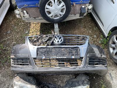 Přední nárazník na VW Passat B6