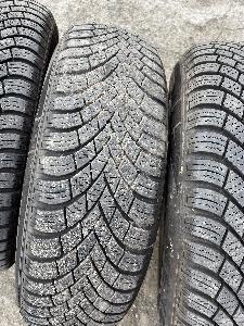 Na Škoda Fabia celoroční pneu 165/70 R14