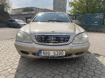Mercedes-Benz S400