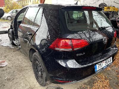 Prodám VW Golf 7 bouraný