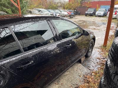 Prodám VW Golf 7 bouraný