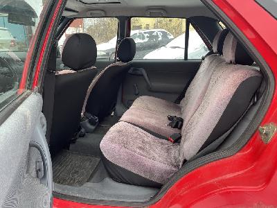 Škoda Felicia kombi 1,3MPi najeto 99244 km první majitel