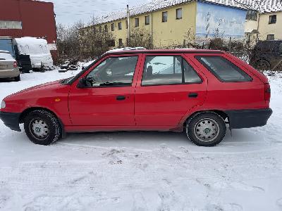 Škoda Felicia kombi 1,3MPi najeto 99244 km první majitel