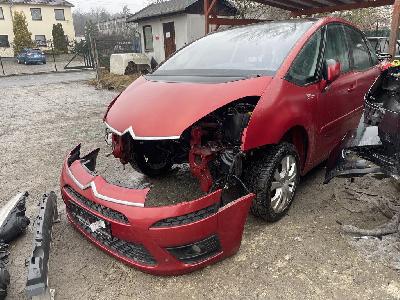 Náhradní díly z Citroen C4 Picasso rok 2010, světla, dveře, nárazník