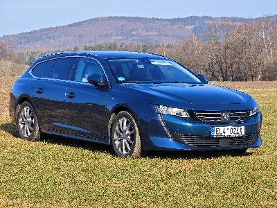 Peugeot 508 Hybrid SW 225 NOVÁ BATERIE 165kw 120tis