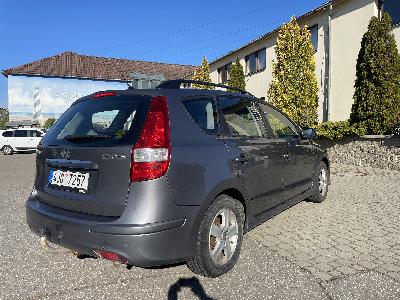 Prodám Hyundai i30 kombi na LPG