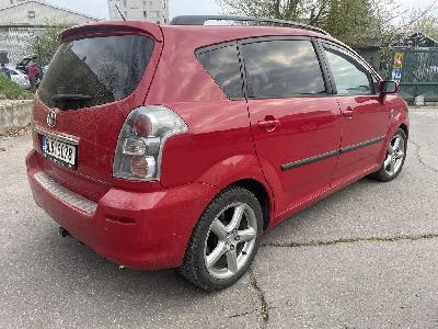 Prodám Toyota Corola Verso 2,2 Diesel 130kW, sedm míst