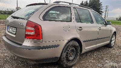 Škoda Octavia Combi 2.majitel Servis kniha