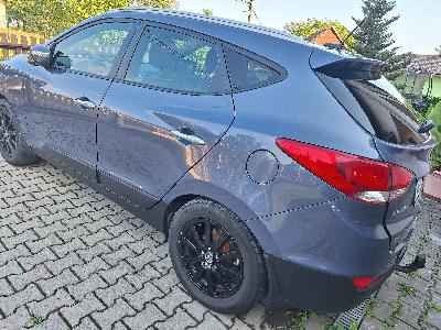 HYUNDAI IX35; 1 majitel, garážovaný, 2,0, Automat 4x4