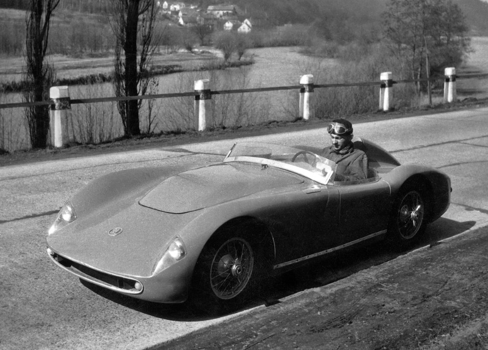 Škoda 1100 OHC (1. díl) – Laminátový expres