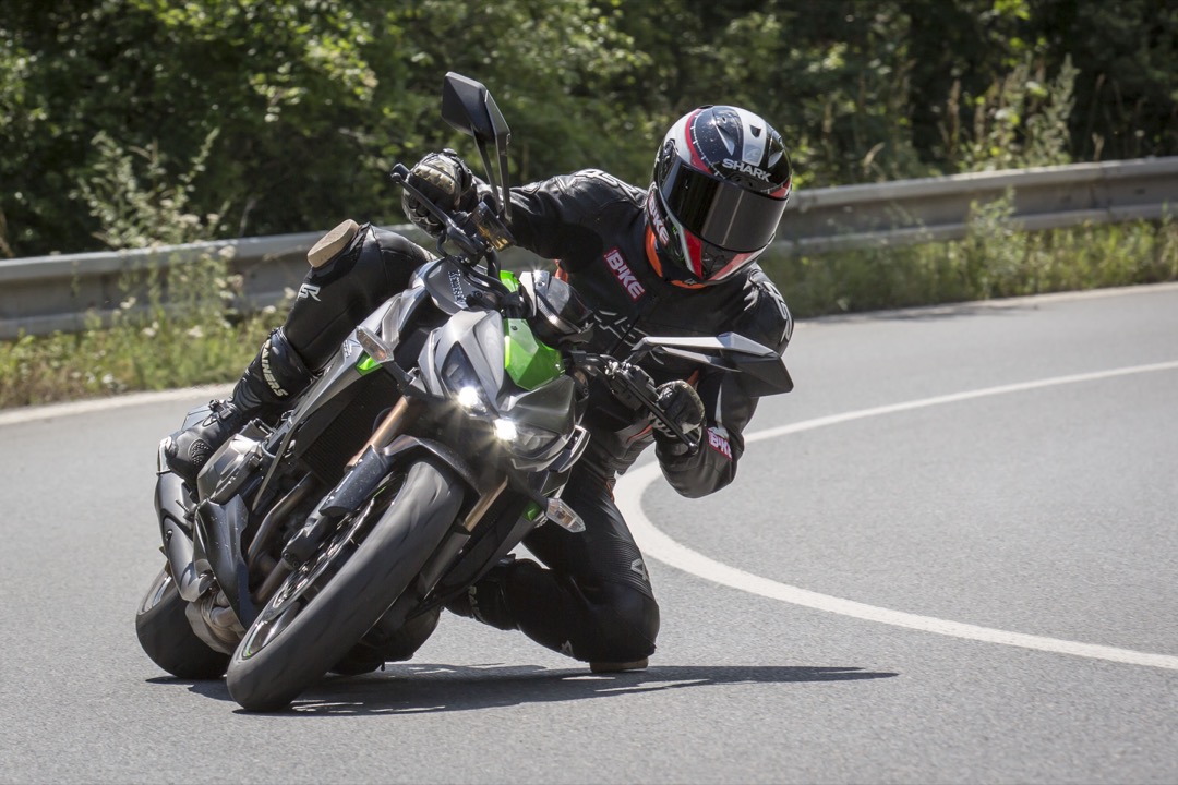 TEST: Kawasaki Z1000 TEST: Kawasaki Z1000