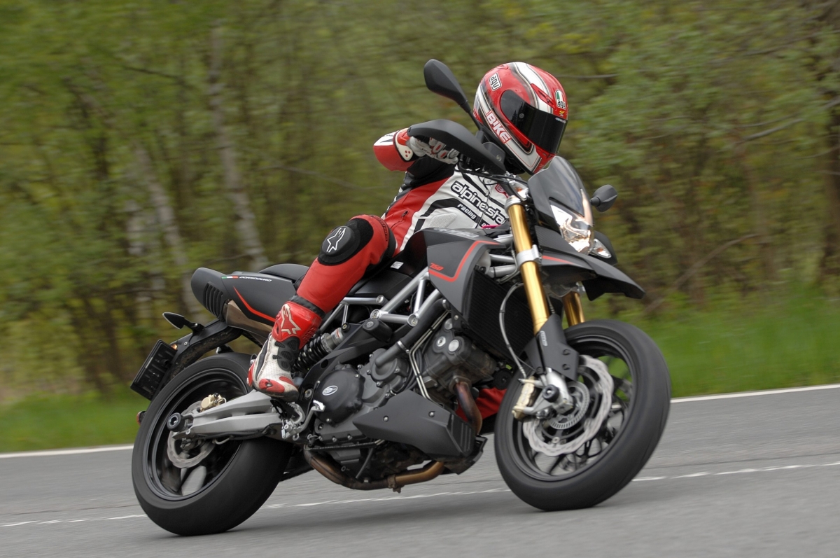 TEST: Papričky z Noale – Aprilia Dorsoduro 750 a Aprilia Dorsoduro 1200