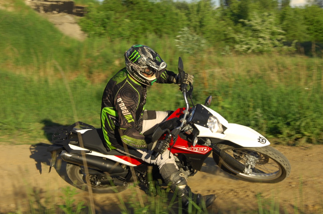 TEST: Husqvarna TR650 Terra TEST: Husqvarna TR650 Terra