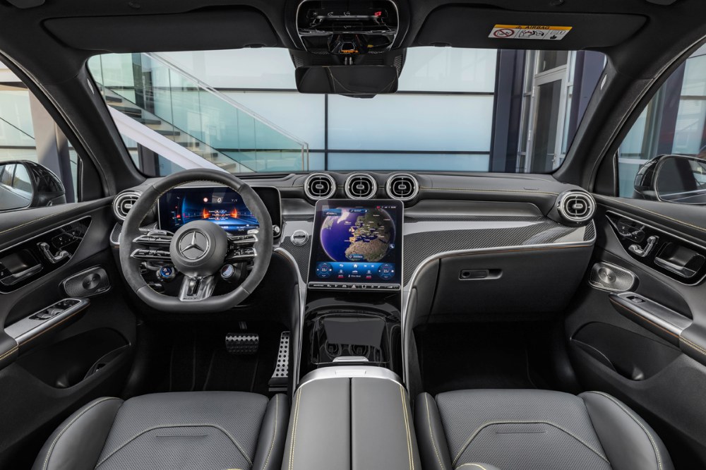 Mercedes-Benz GLC 200 D & AMG GLC 63 S E performance – Společný rodný list