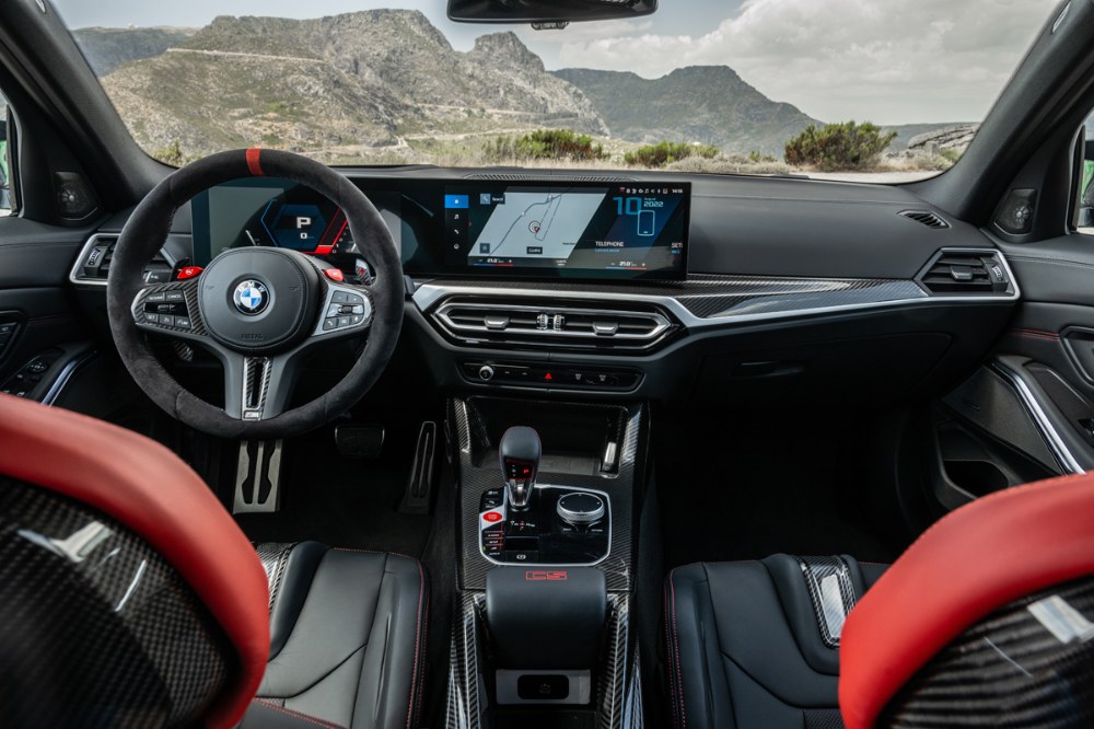 BMW M3 CS – Čtvrtý schod
