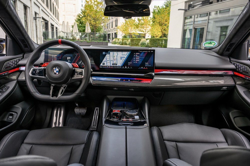 BMW M5 & M5 Touring (G90 & G99) – Posedmé a zase jinak